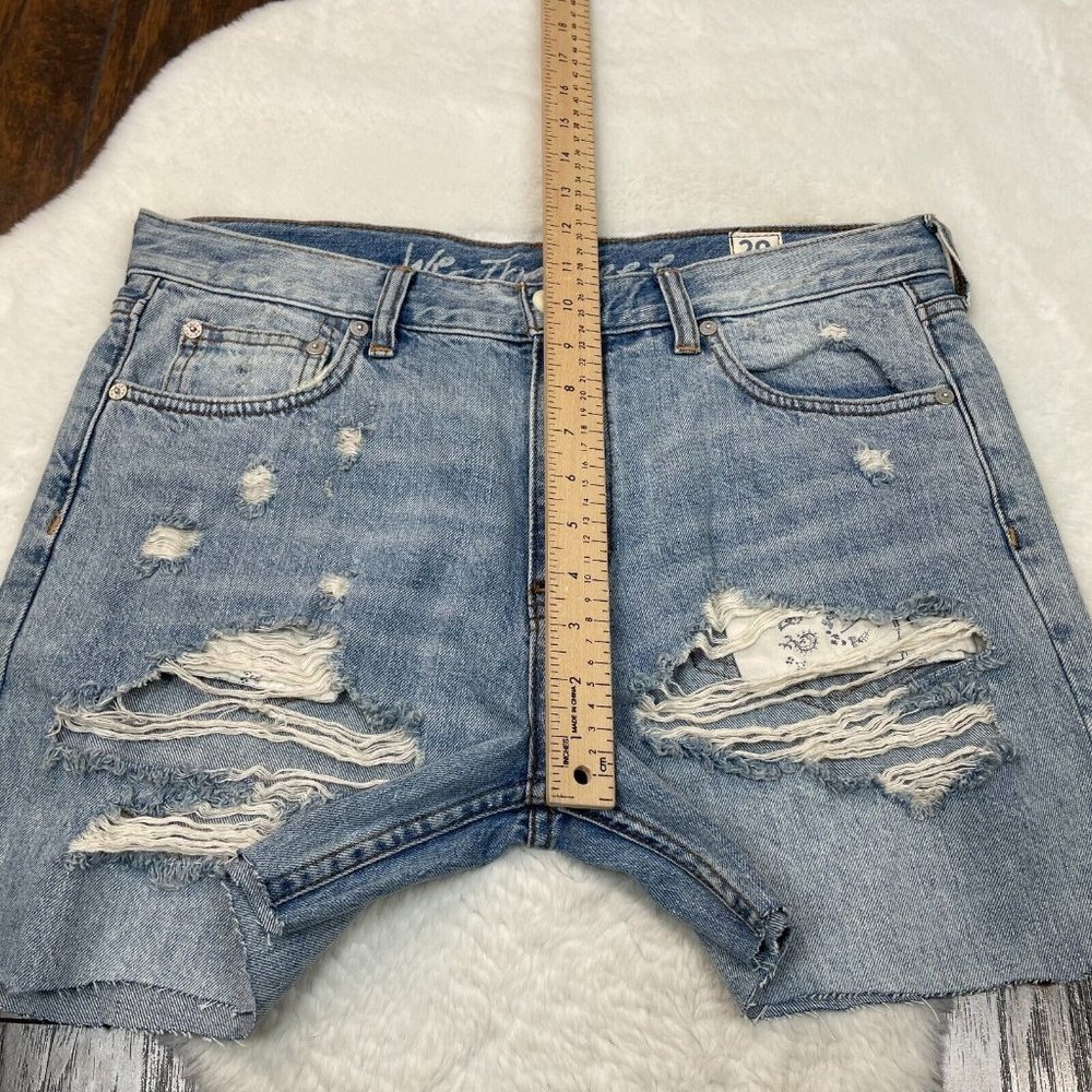 We the Free People Denim Shorts 29 Light Wash Blue Distressed Women - Picture 9 of 13
